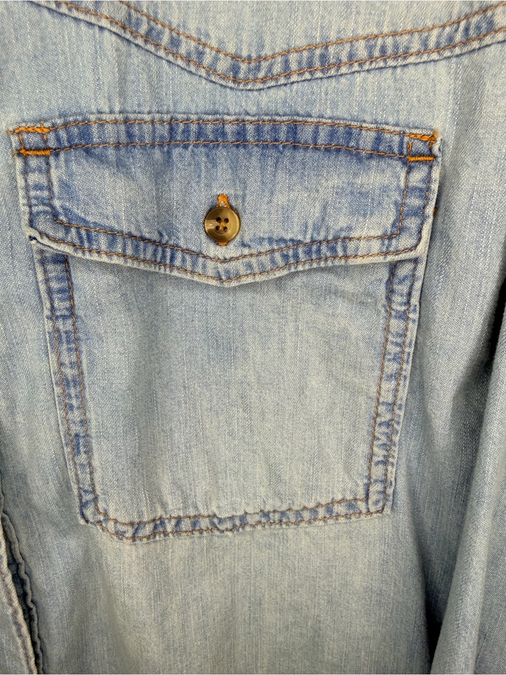 Sofia Vergara Chambray Button Down Shirt Light Wash Denim Large - Picture 4 of 6